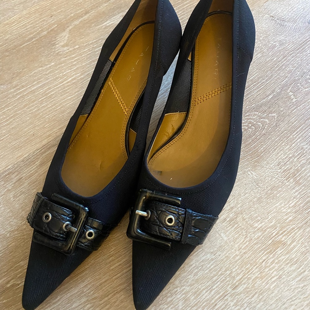 Tahari heels shoes